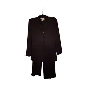 INGENIUTY Elegant Women's Black Suit Set
